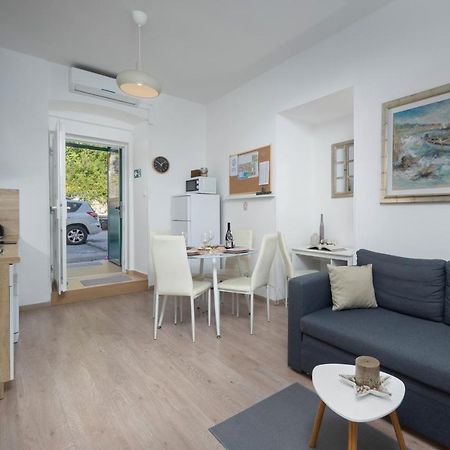Naval Apartment Rijeka Ngoại thất bức ảnh