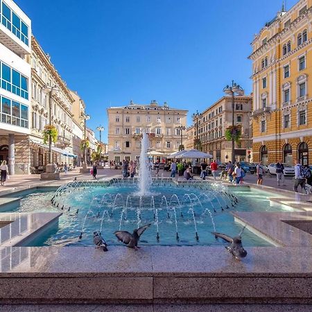 Naval Apartment Rijeka Ngoại thất bức ảnh